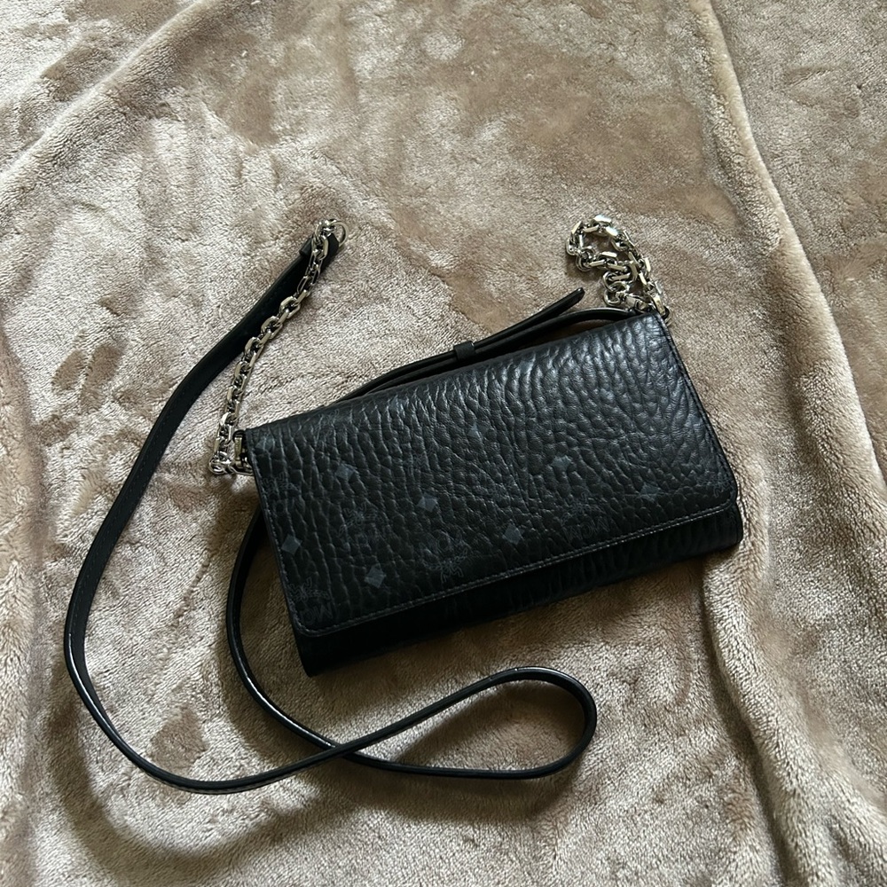 Black Leather Chain Strap Bag